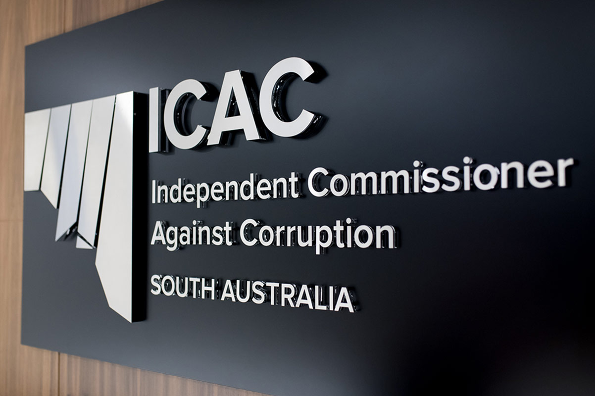 icac logo
